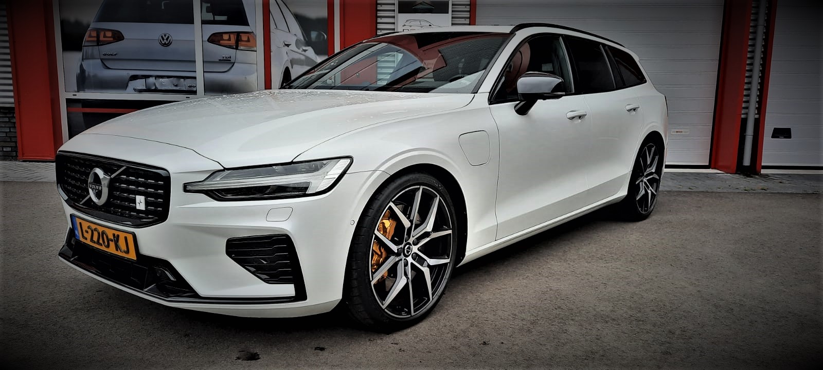 Volvo V60 T8 Polestar